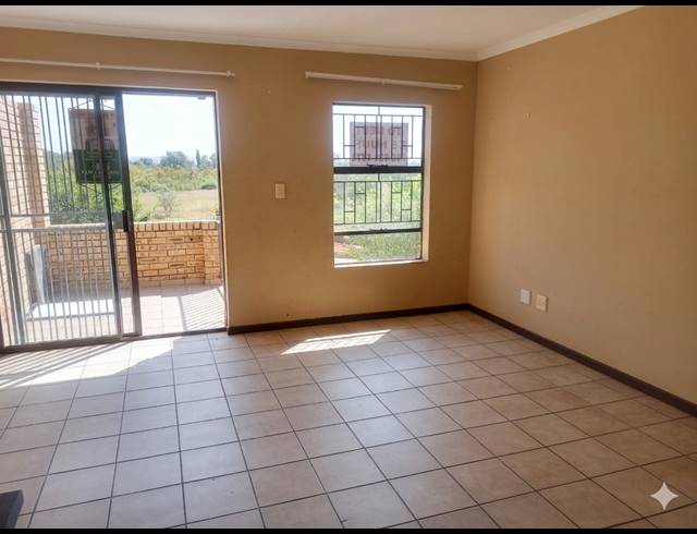 2 BEDROOM TOWNHOUSE FOR SALE IN RIVERSDALE